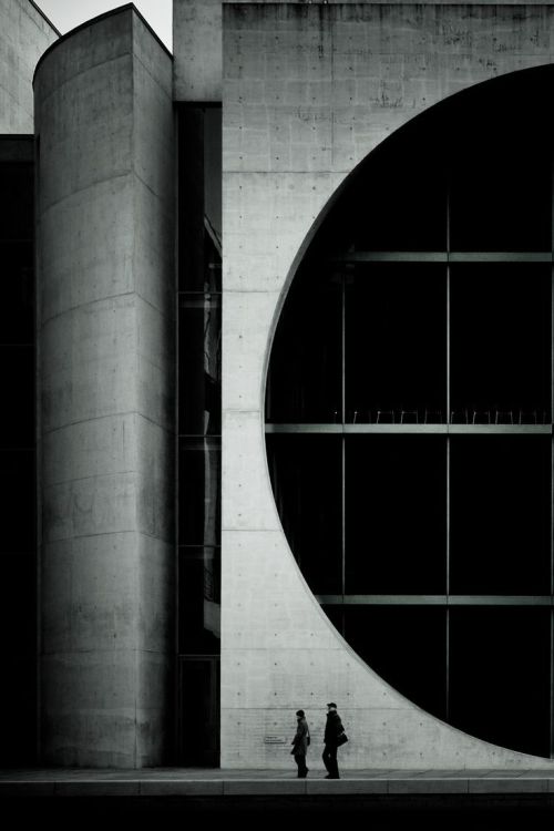 Archillect ID 56730