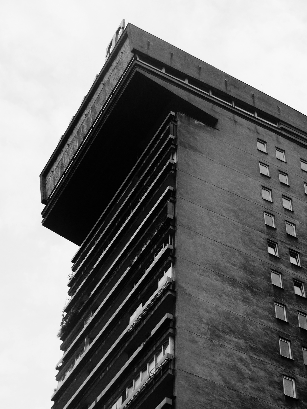 Archillect ID 56958