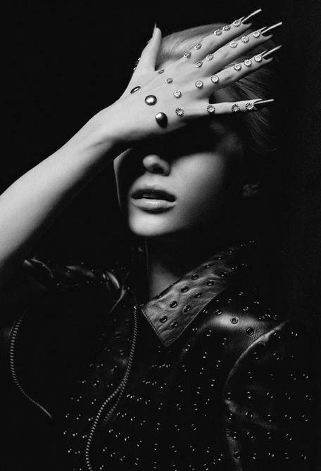 Archillect ID 57439