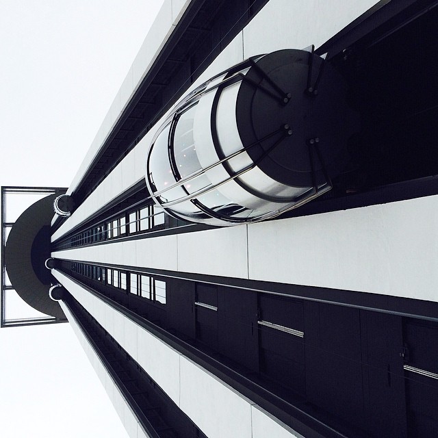 Archillect ID 57452