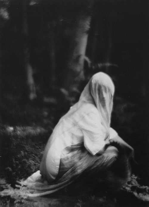 Archillect ID 57578