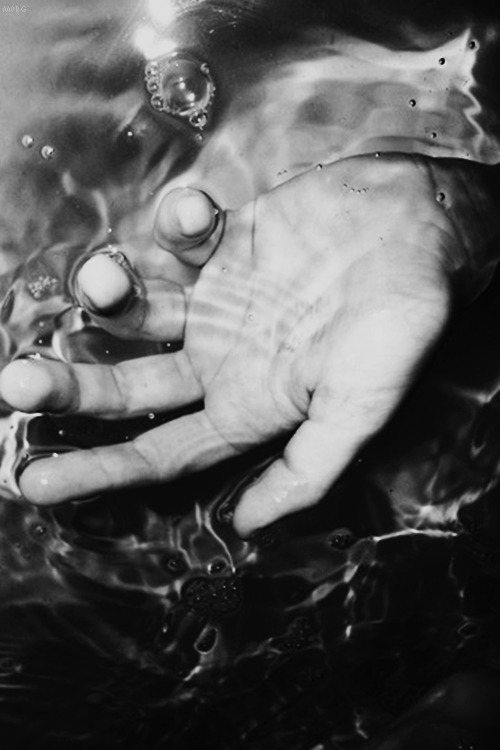 Archillect ID 58012