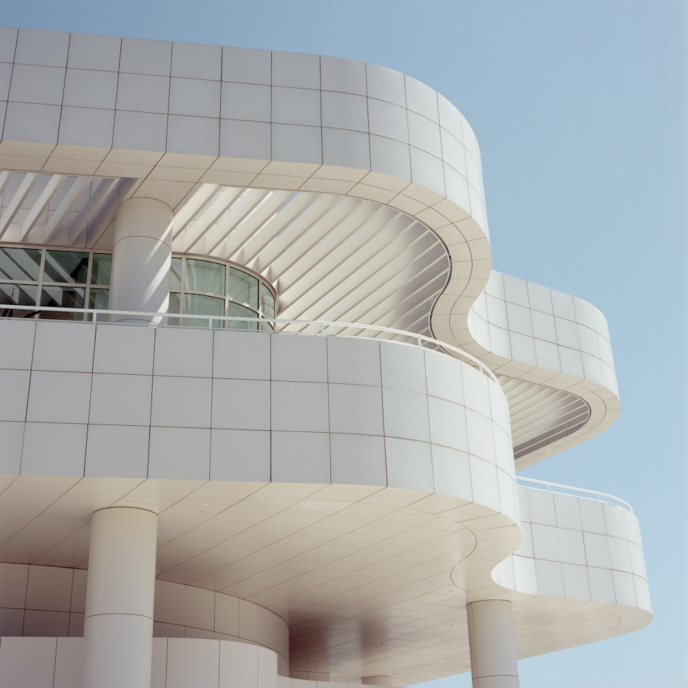 Archillect ID 60367