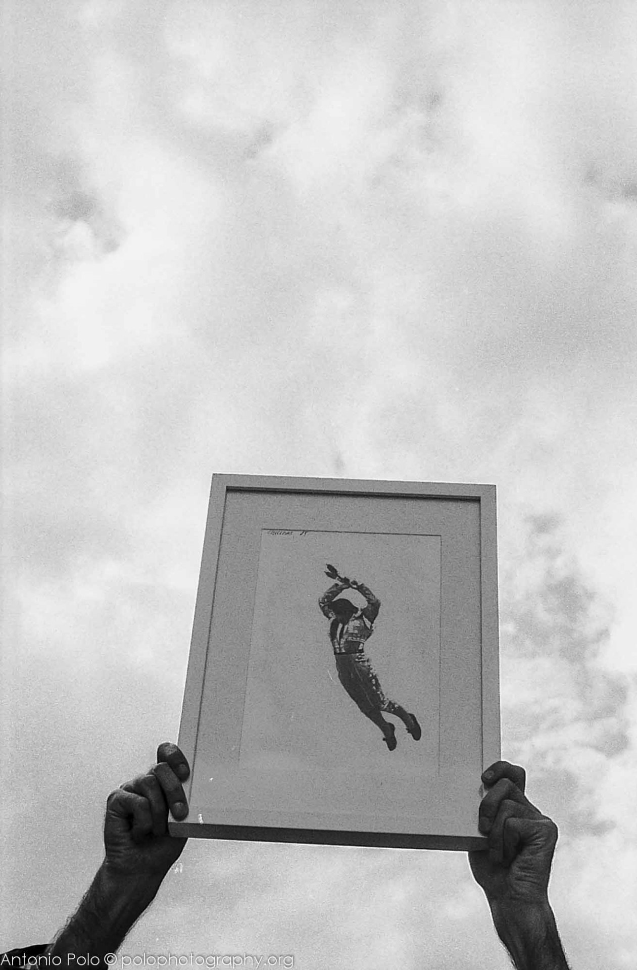 Archillect ID 60412