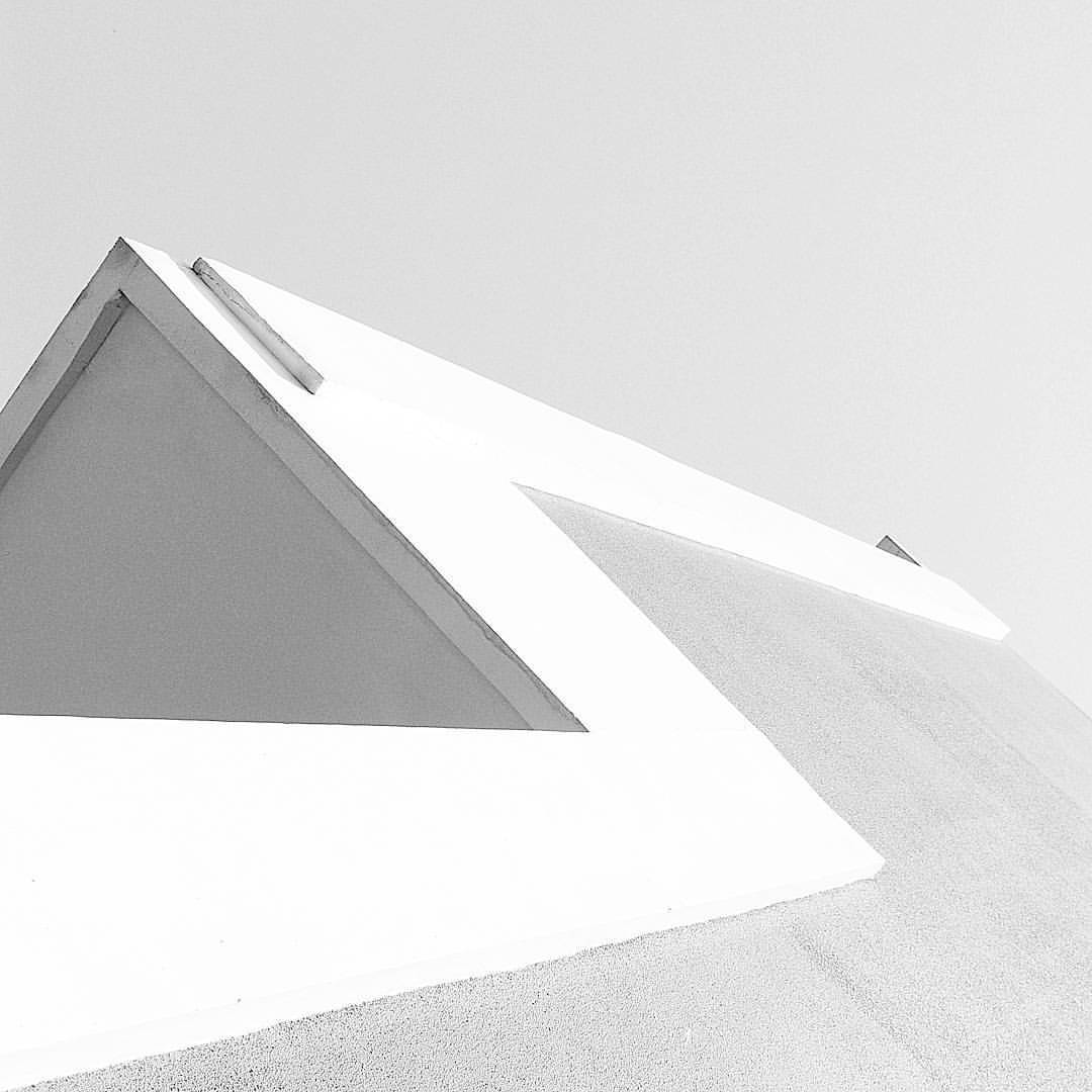 Archillect ID 60648
