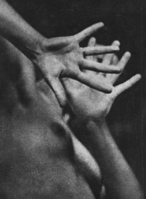 Archillect ID 60758