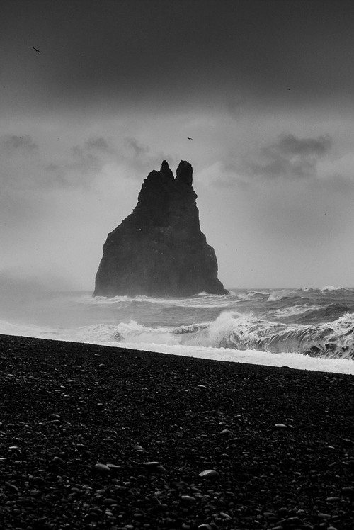 Archillect ID 61585