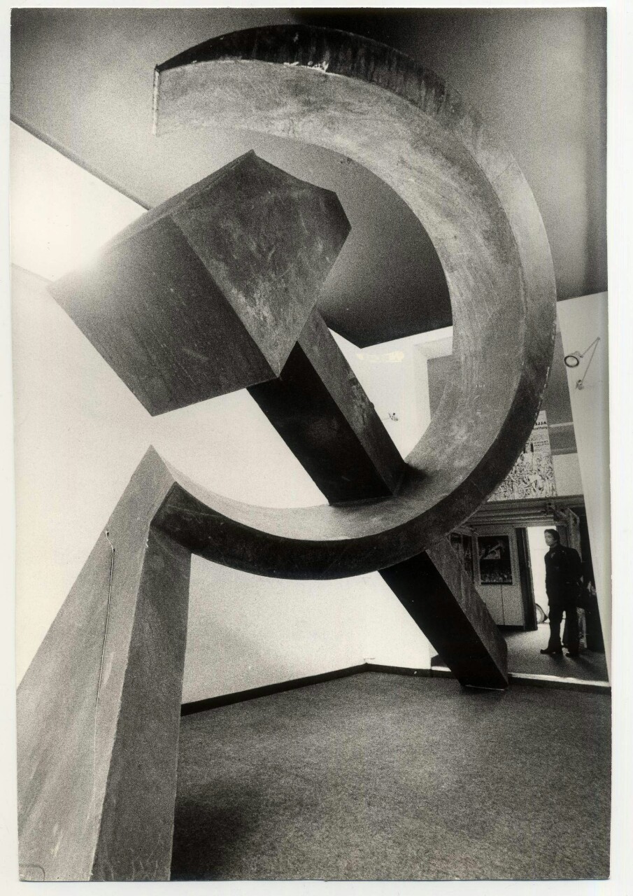 Archillect ID 61831