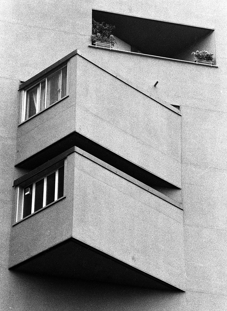 Archillect ID 63749