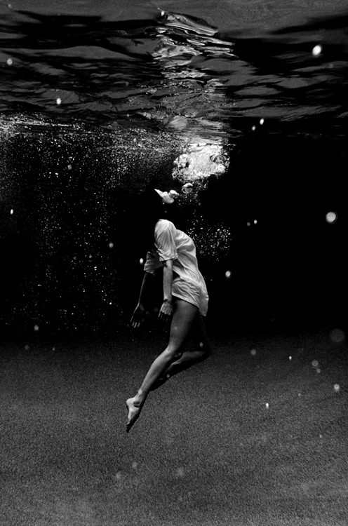 Archillect ID 68915