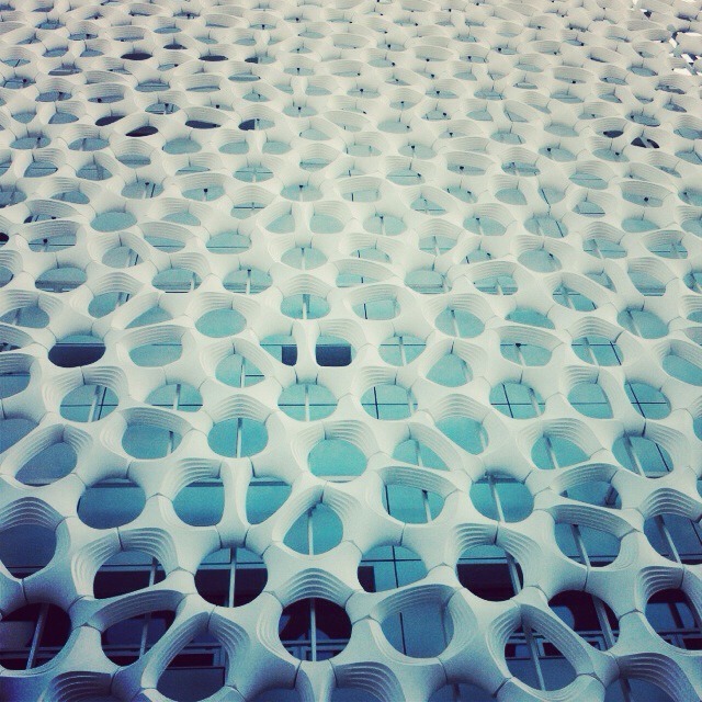 Archillect ID 69325