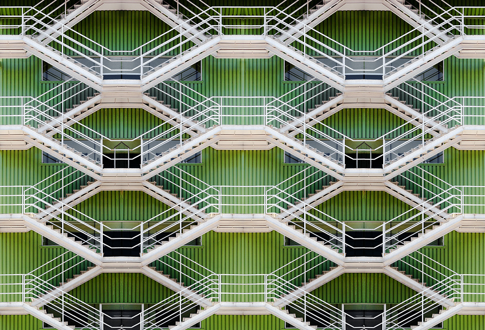 Archillect ID 69537