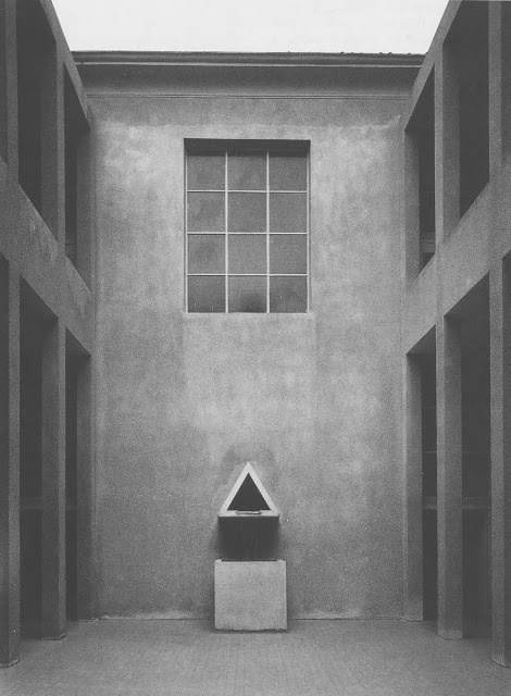 Archillect ID 70732