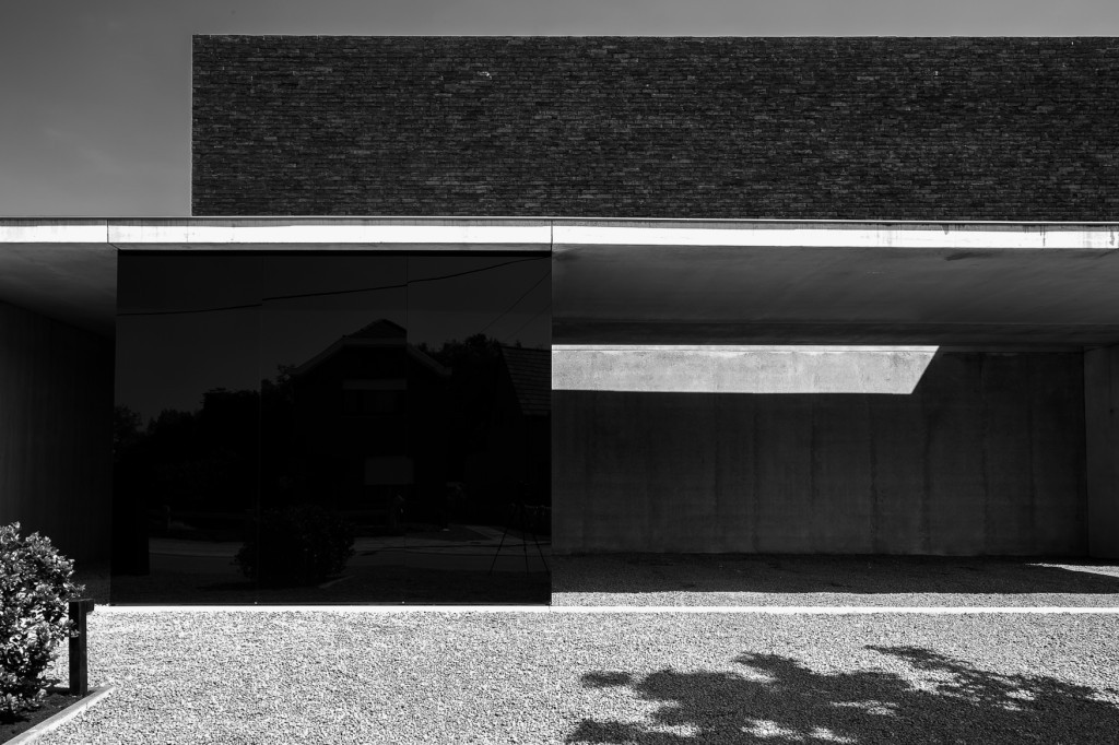 Archillect ID 70767