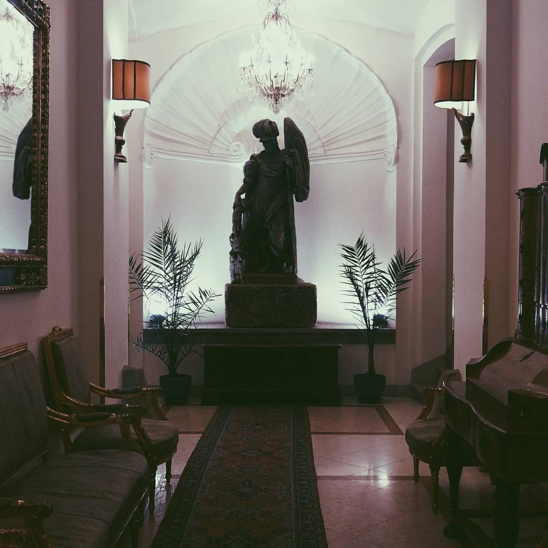Archillect ID 70845