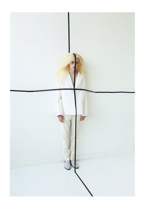 Archillect ID 71537