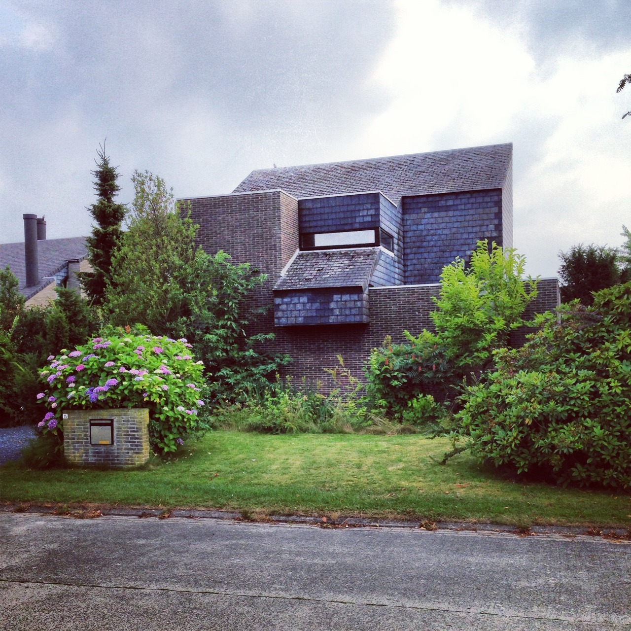 Archillect ID 71761
