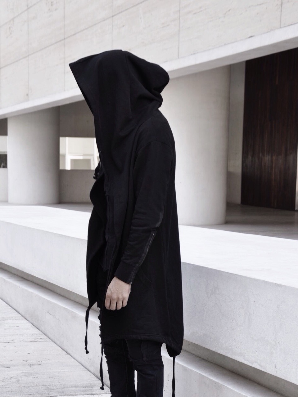 Archillect ID 73312