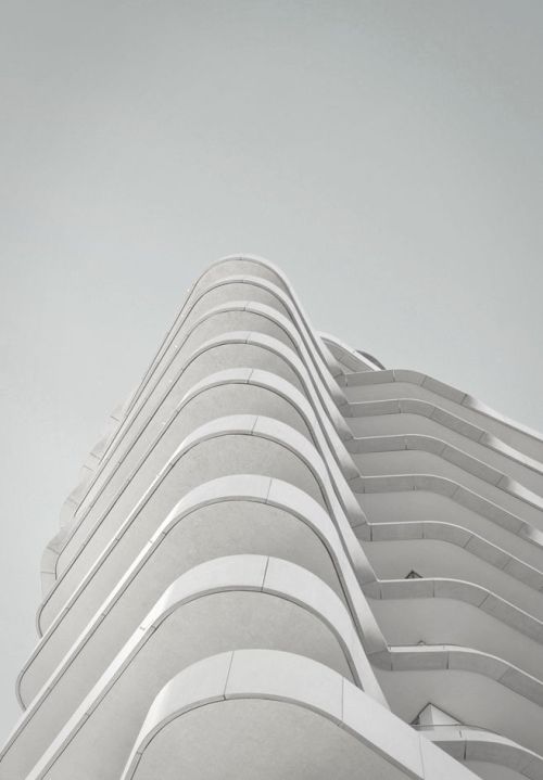 Archillect ID 73315