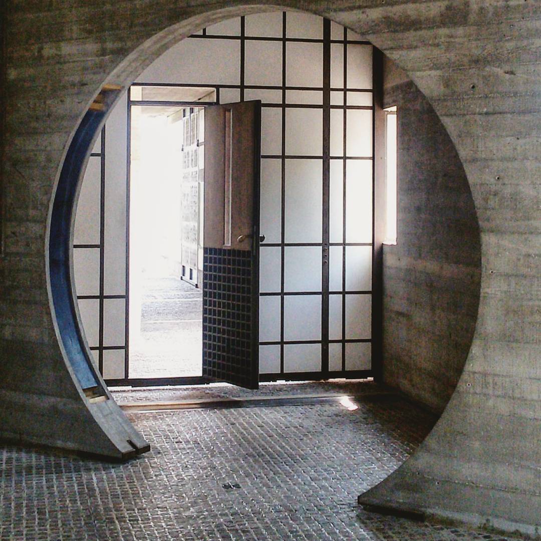 Archillect ID 74895
