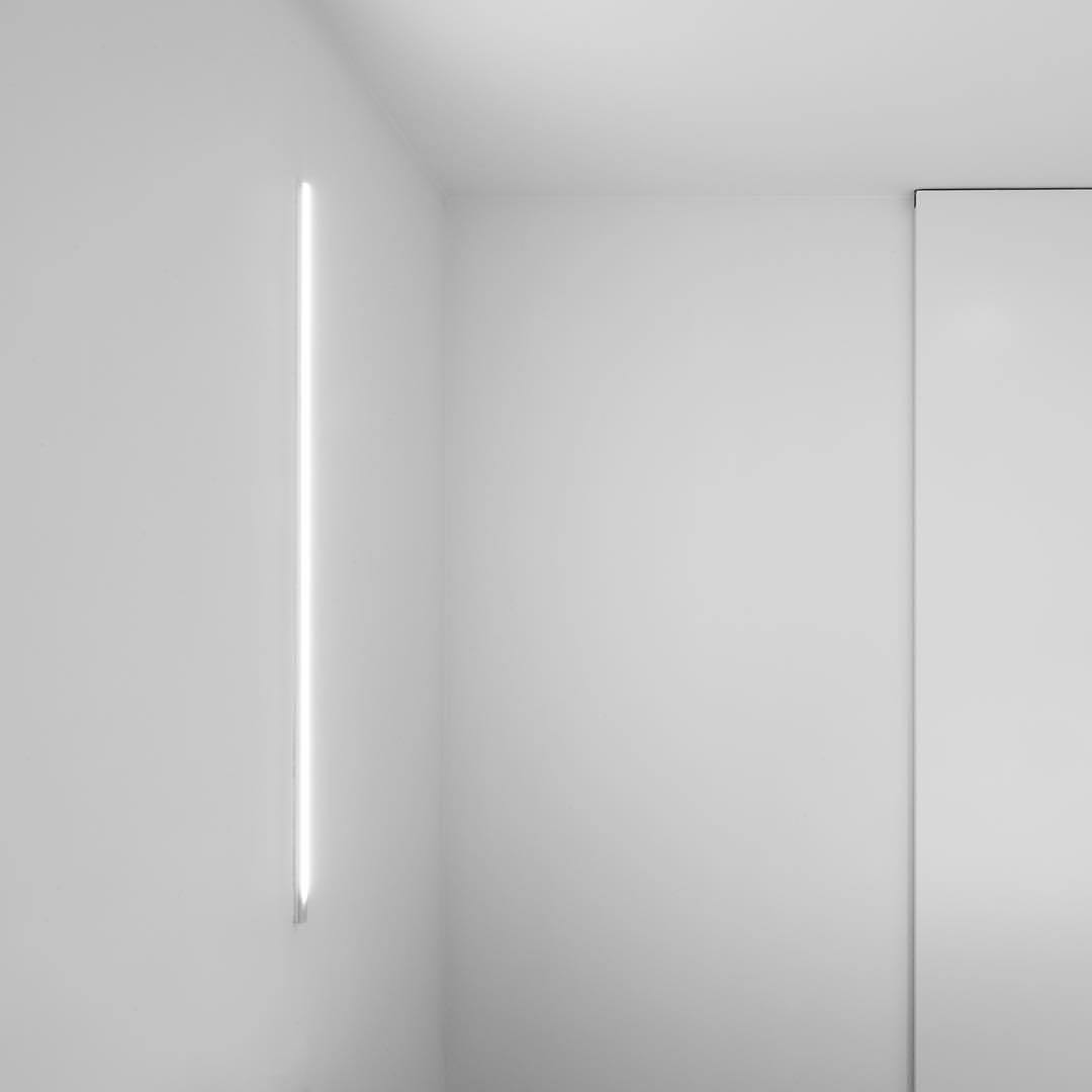 Archillect ID 75165