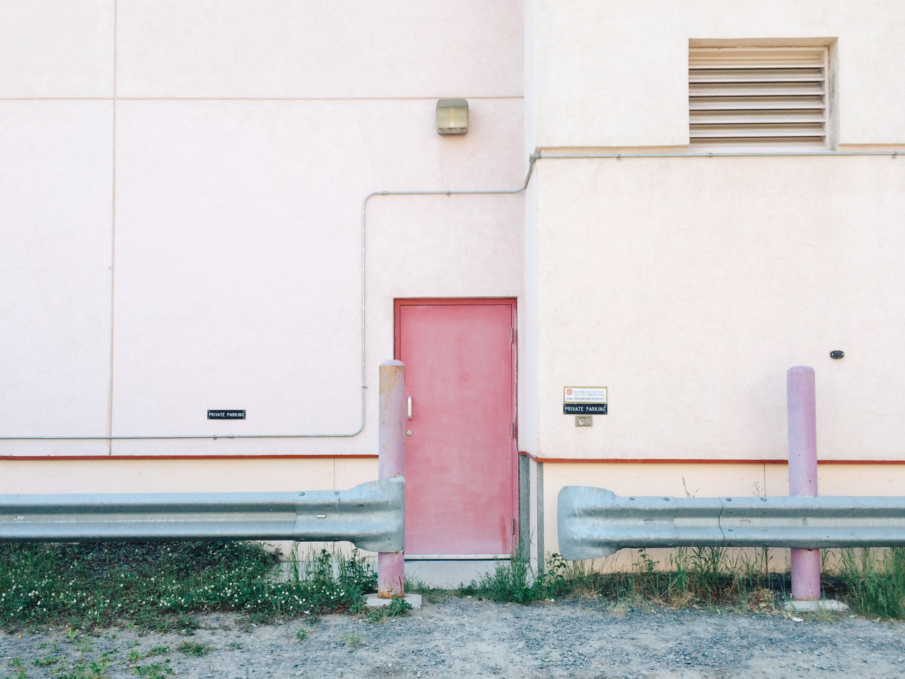 Archillect ID 75228