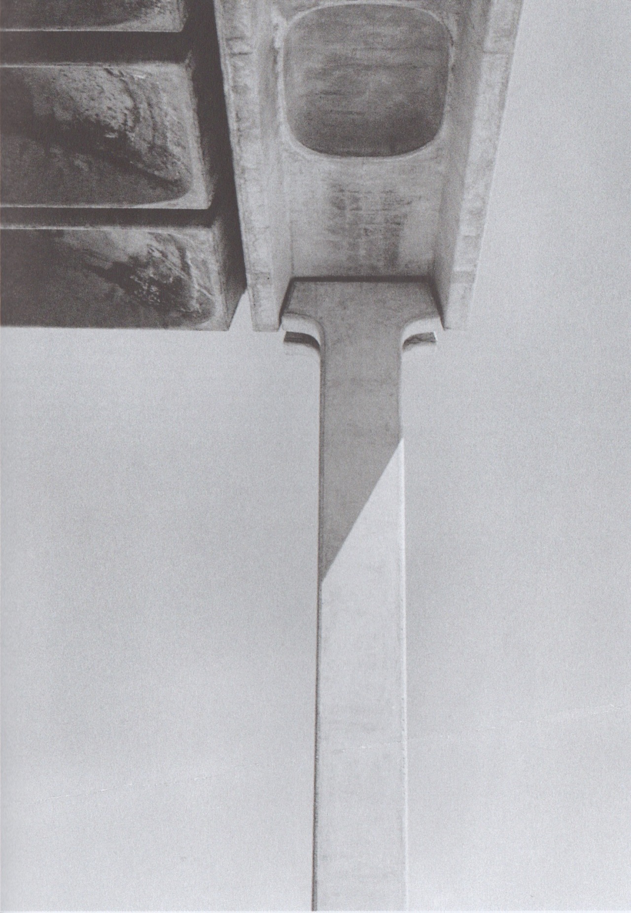 Archillect ID 75572