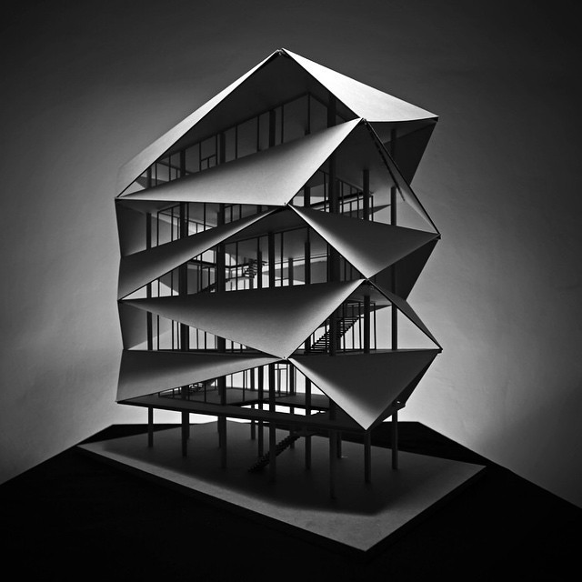 Archillect ID 75803