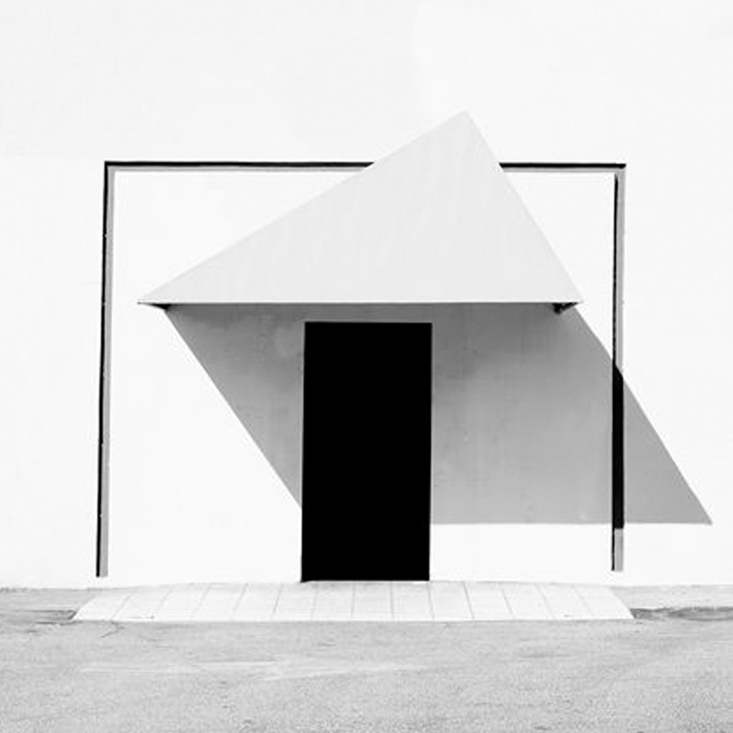 Archillect ID 76246