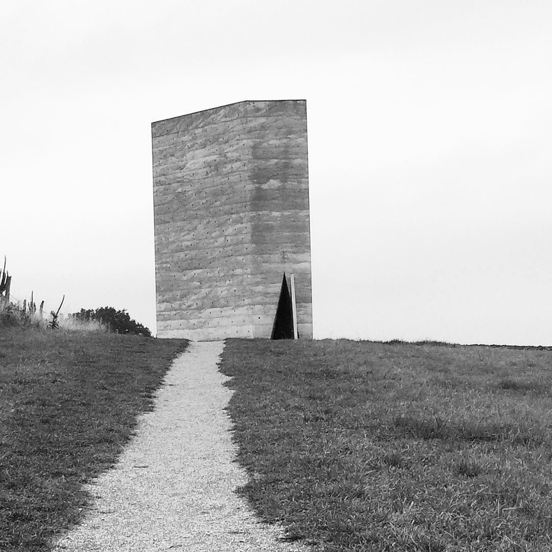 Archillect ID 76291