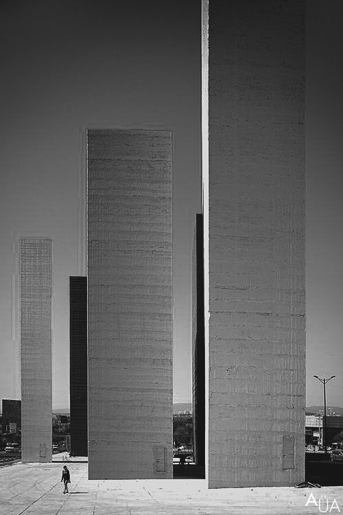 Archillect ID 76581