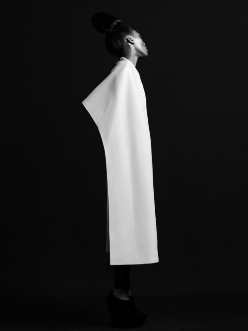 Archillect ID 77244