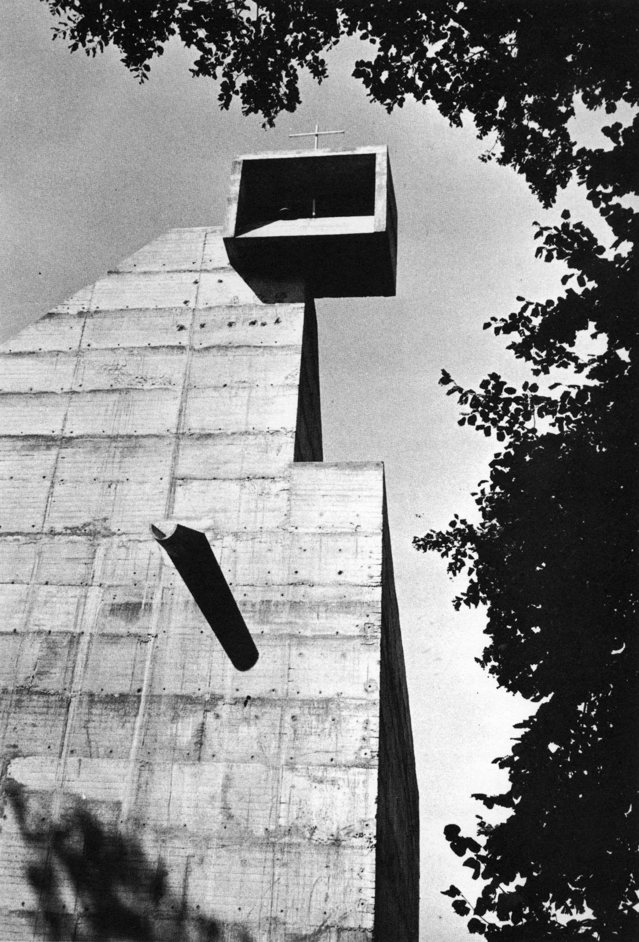 Archillect ID 77474