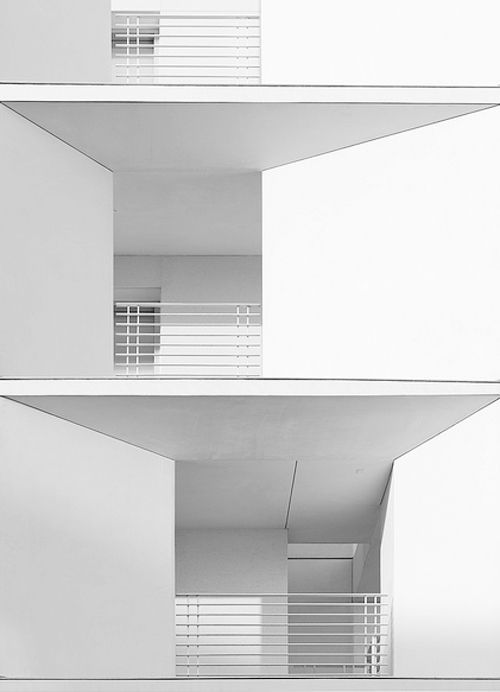 Archillect ID 77757