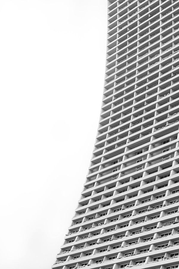 Archillect ID 77946