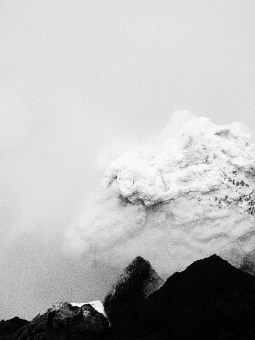 Archillect ID 78120