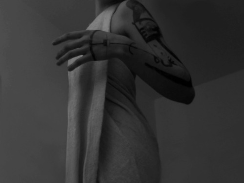 Archillect ID 78253