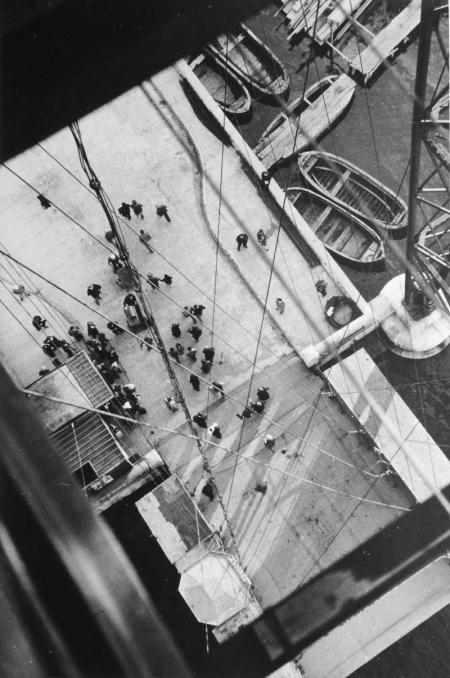 Archillect ID 79308