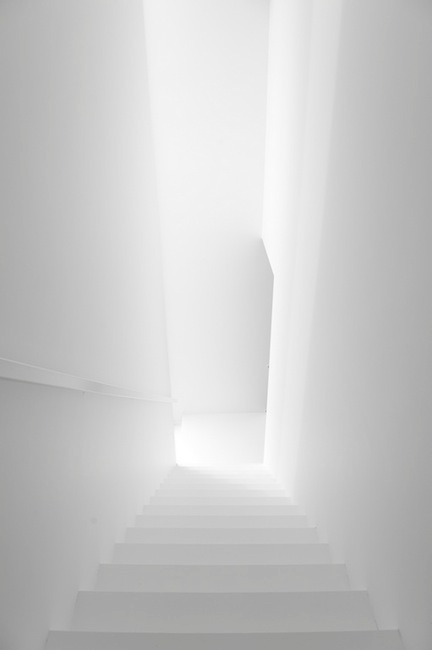 Archillect ID 79592