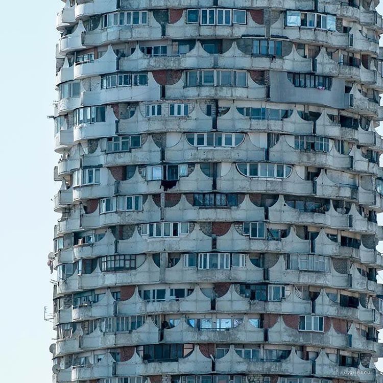 Archillect ID 81143
