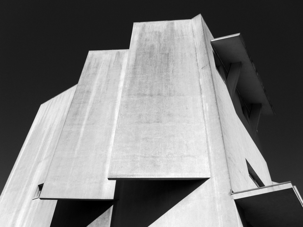 Archillect ID 86265