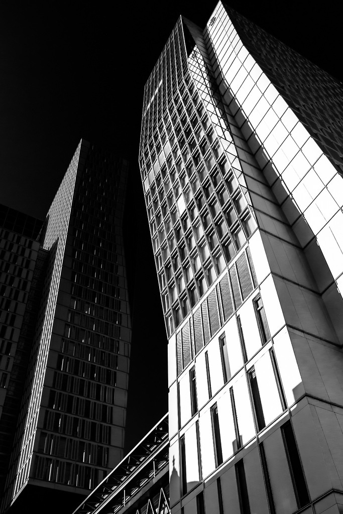 Archillect ID 86270