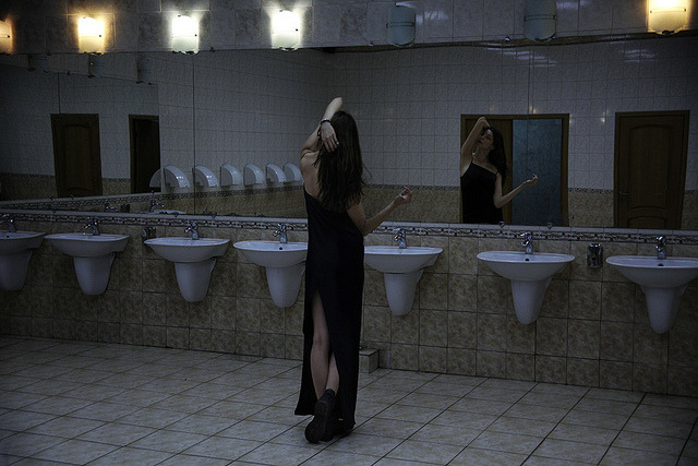 Archillect ID 87318