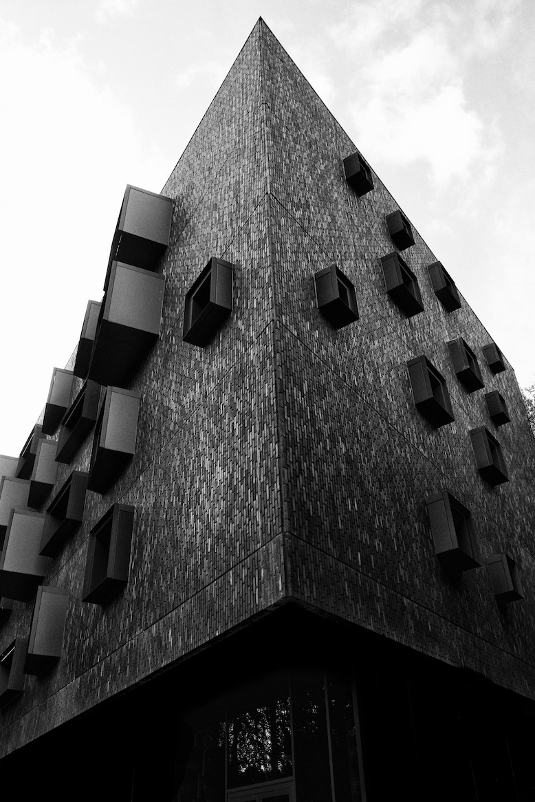 Archillect ID 89717