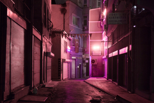 Archillect ID 89890