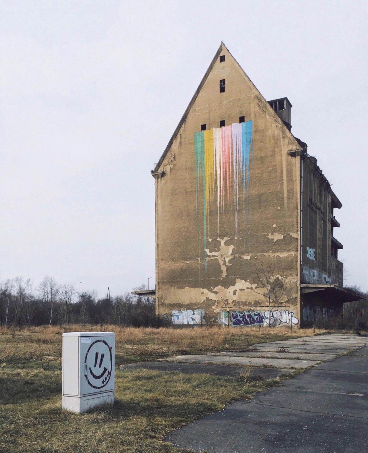 Archillect ID 90084