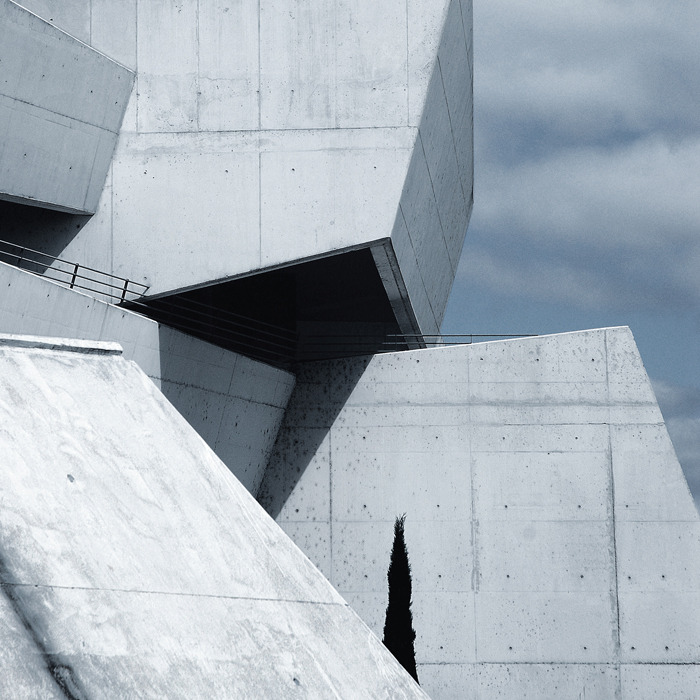 Archillect ID 90108