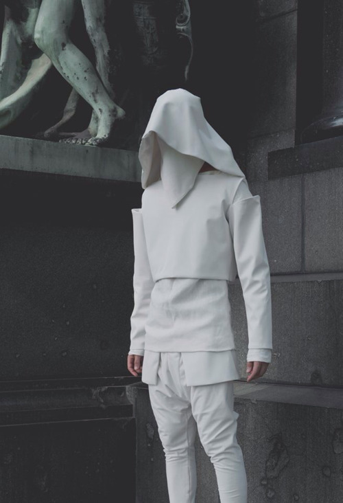 Archillect ID 95085
