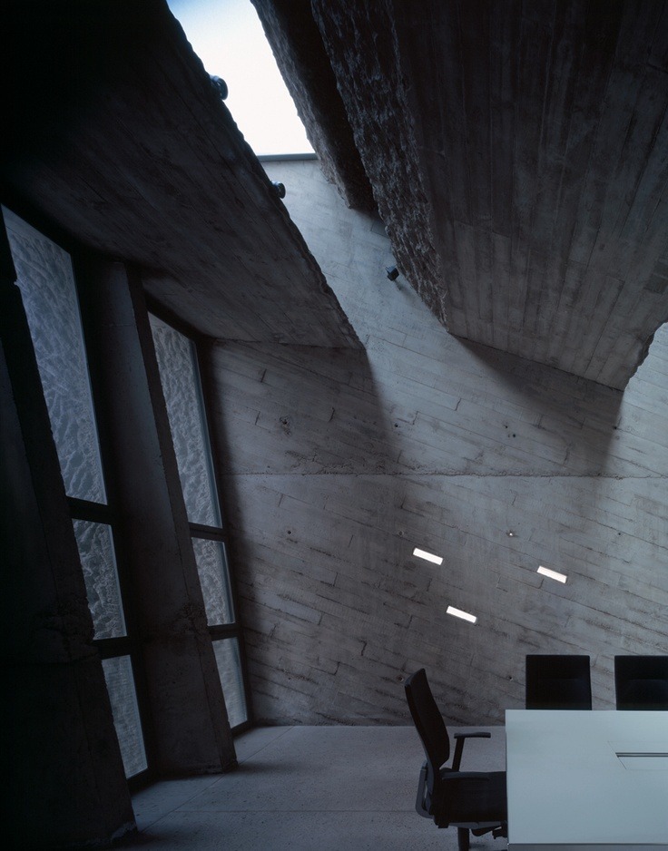 Archillect ID 95462