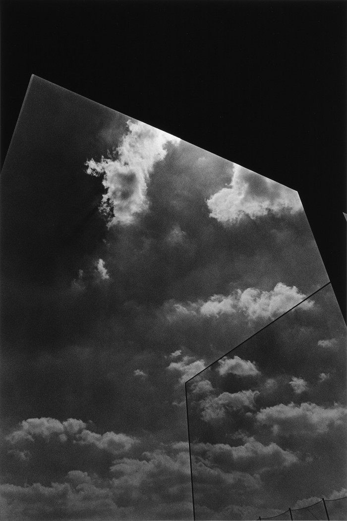 Archillect ID 95587
